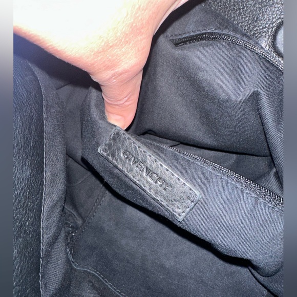 Givenchy bag - Picture 11 of 17